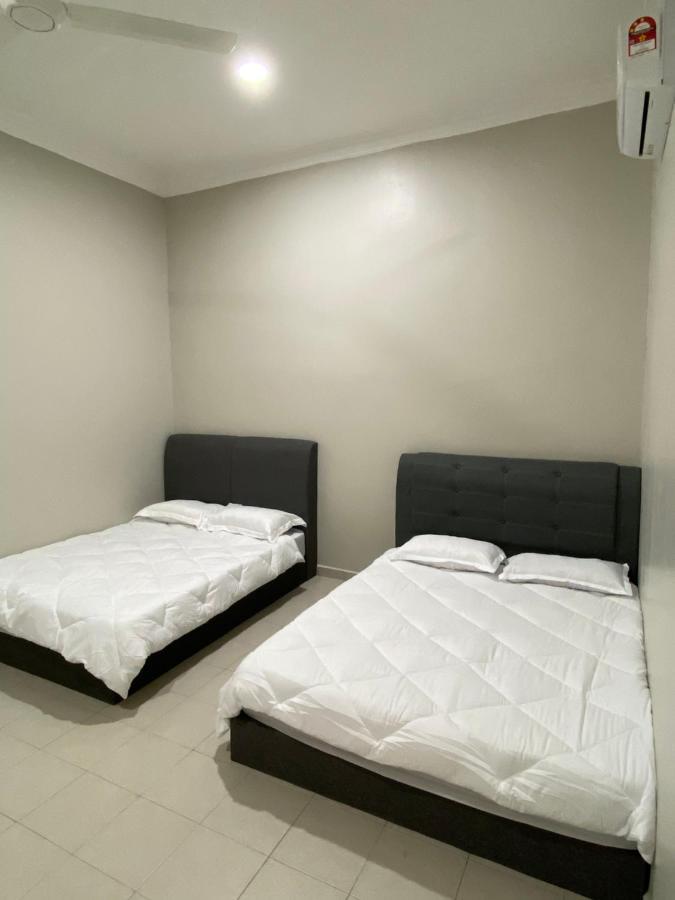 Sasuka Guesthouse Marang Esterno foto