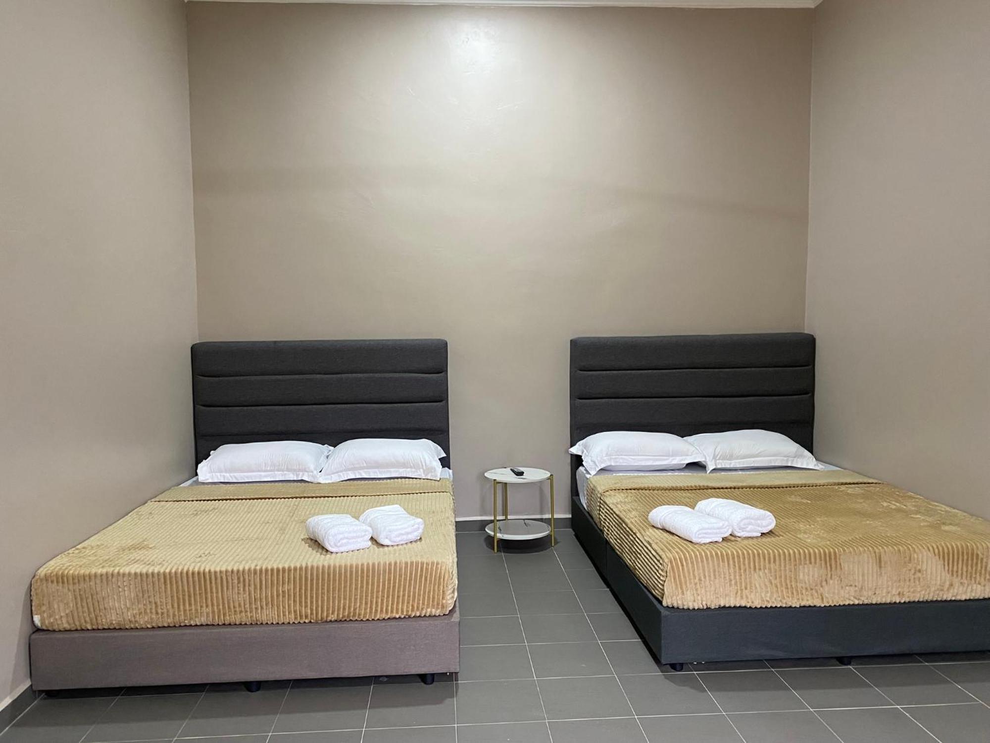 Sasuka Guesthouse Marang Esterno foto